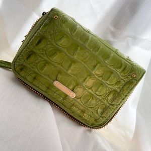 Brahmin wallet